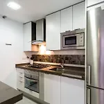 Lr2 Private Terrace & Parking Right In The City Center